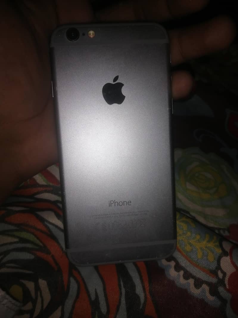 Apple iPhone 6S 1