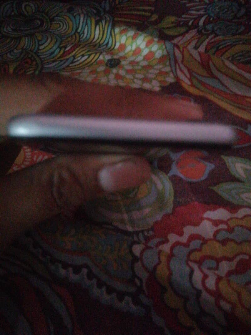 Apple iPhone 6S 2