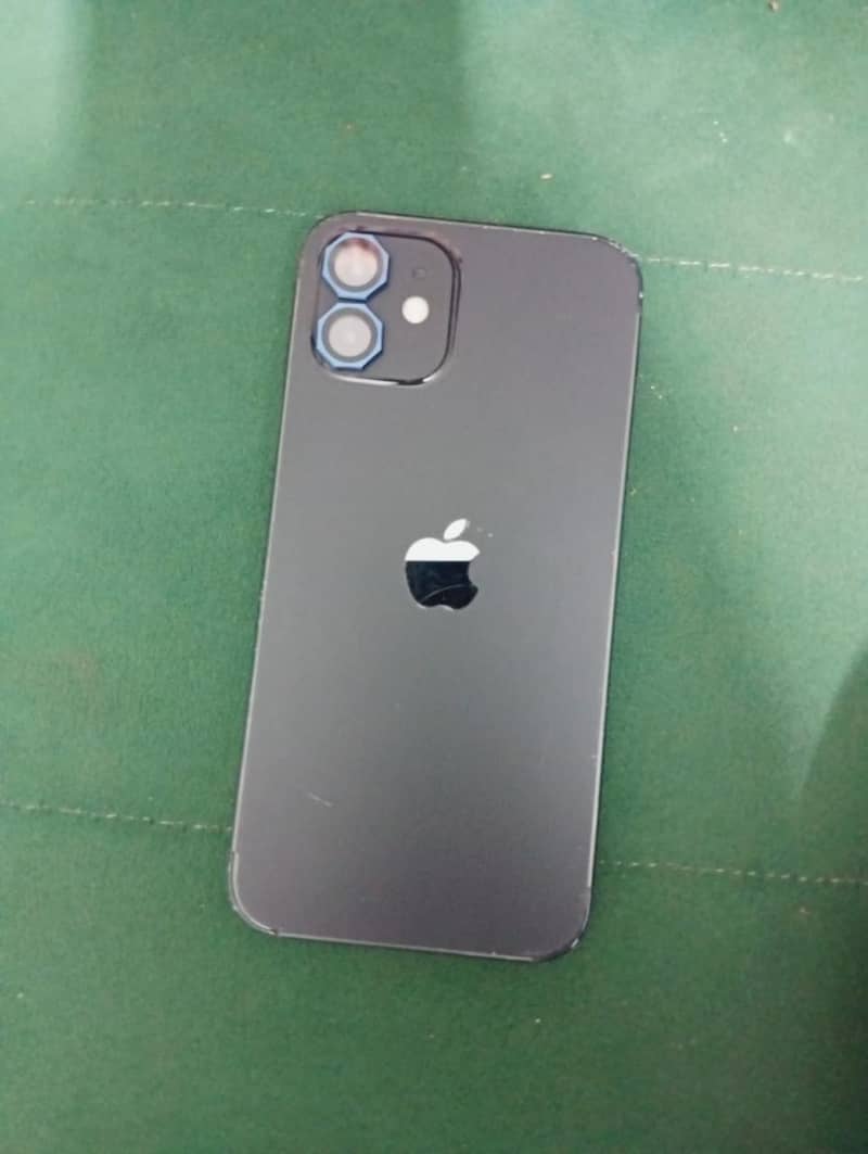 Apple iPhone 12 2