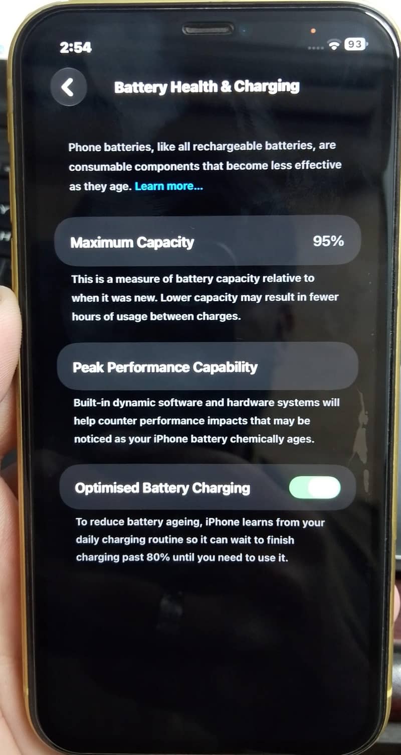Apple iPhone 11 3