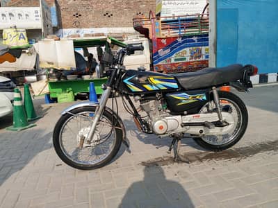 Honda 125 vip new condition vip Feaul average
