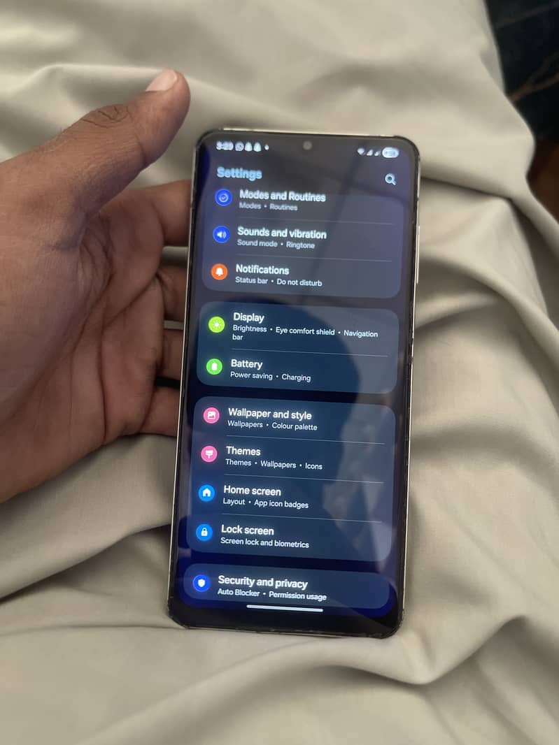 Samsung Mobile A06 1