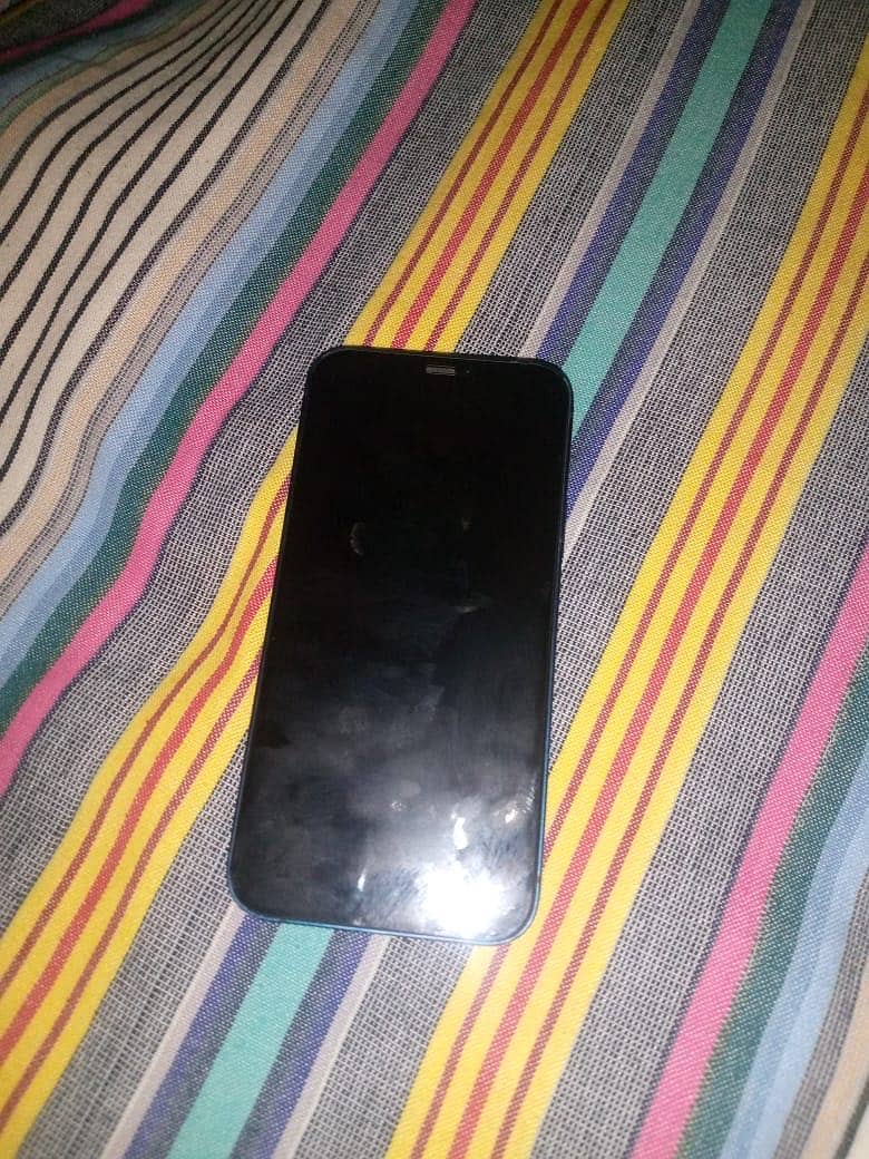 Apple iPhone 12 1
