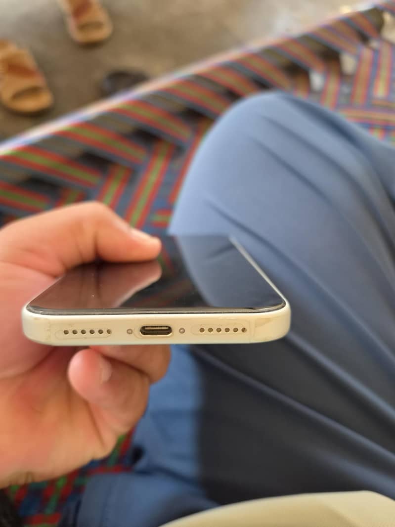 Apple iPhone 17 Pro Max 3