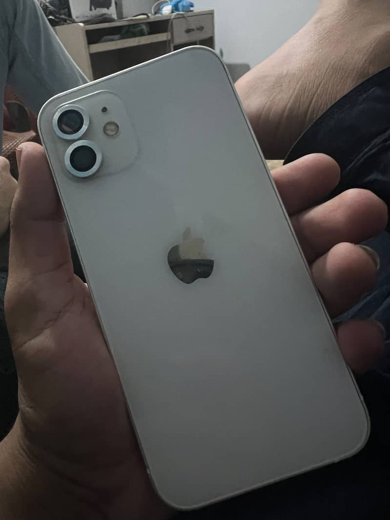 Apple iPhone 12 5