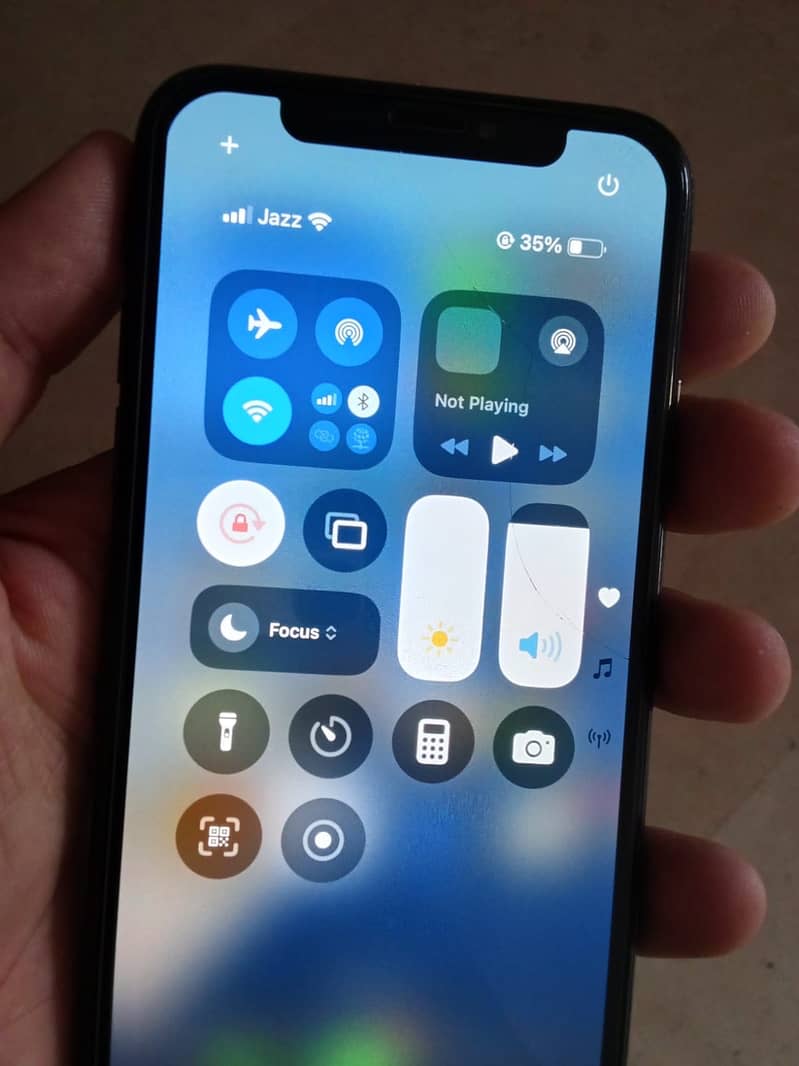 Apple iPhone XS 1