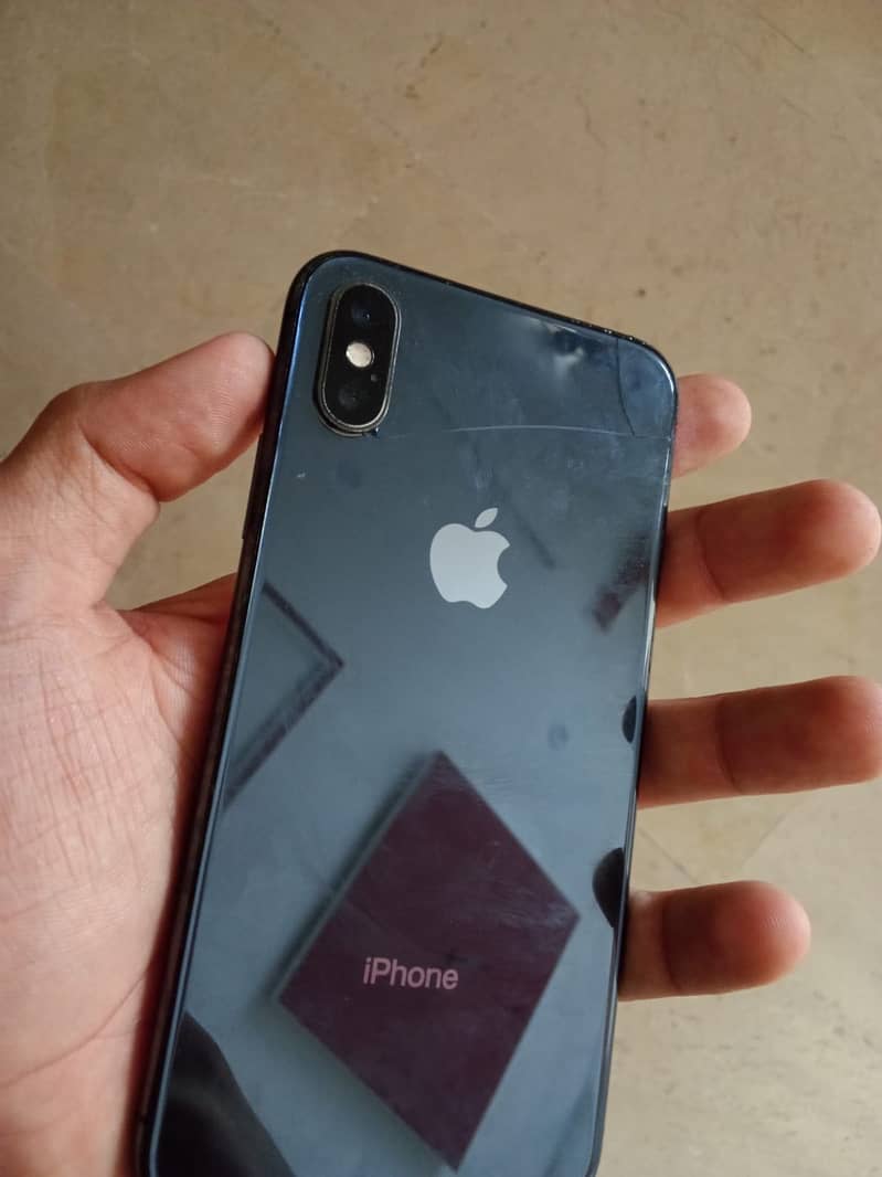 Apple iPhone XS 5