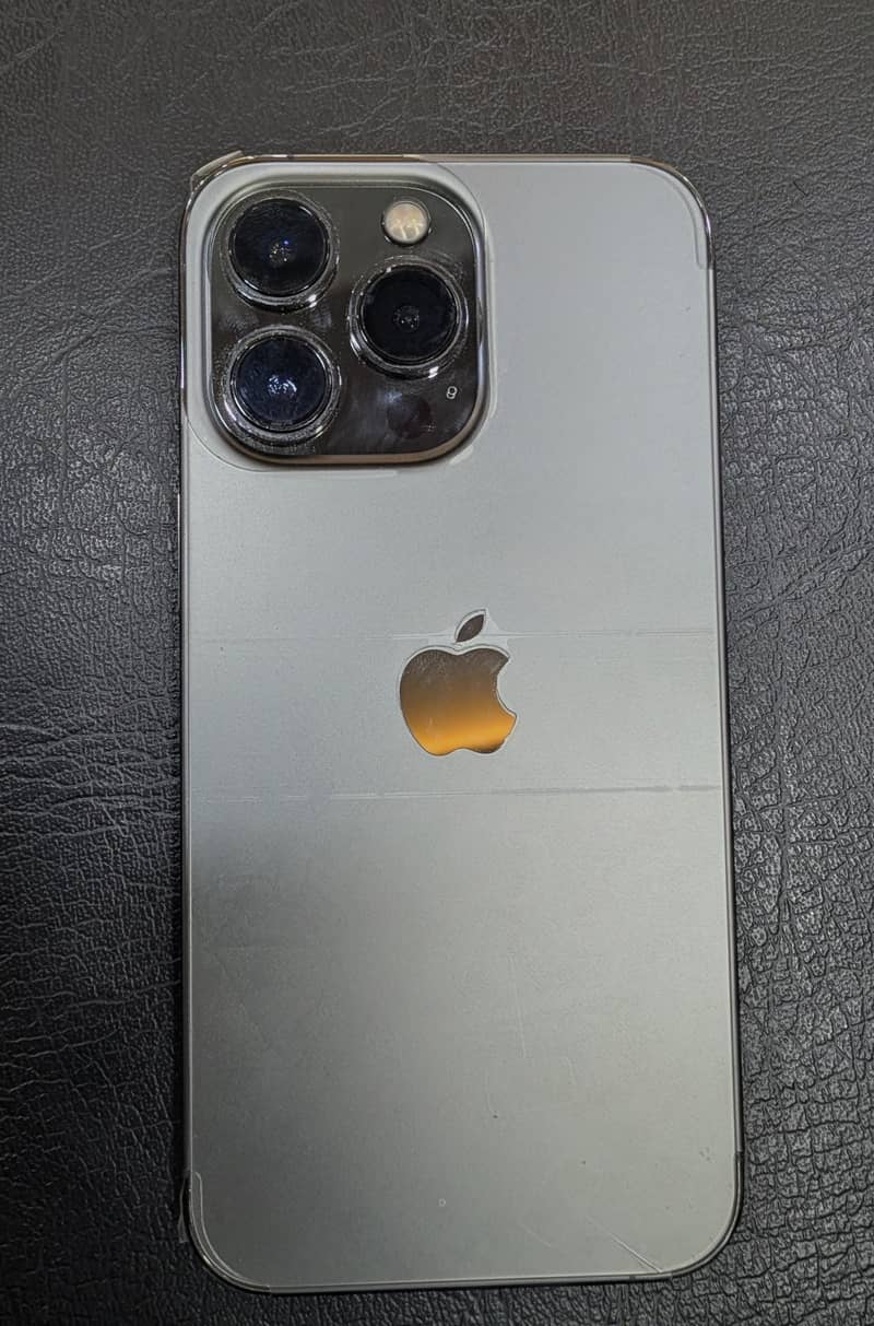 Apple iPhone 13 Pro 0