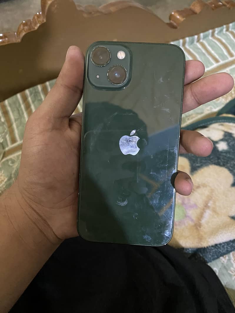 Apple iPhone 13 1