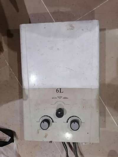 instant water geyser