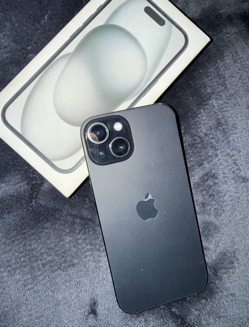 Apple iPhone 15 2