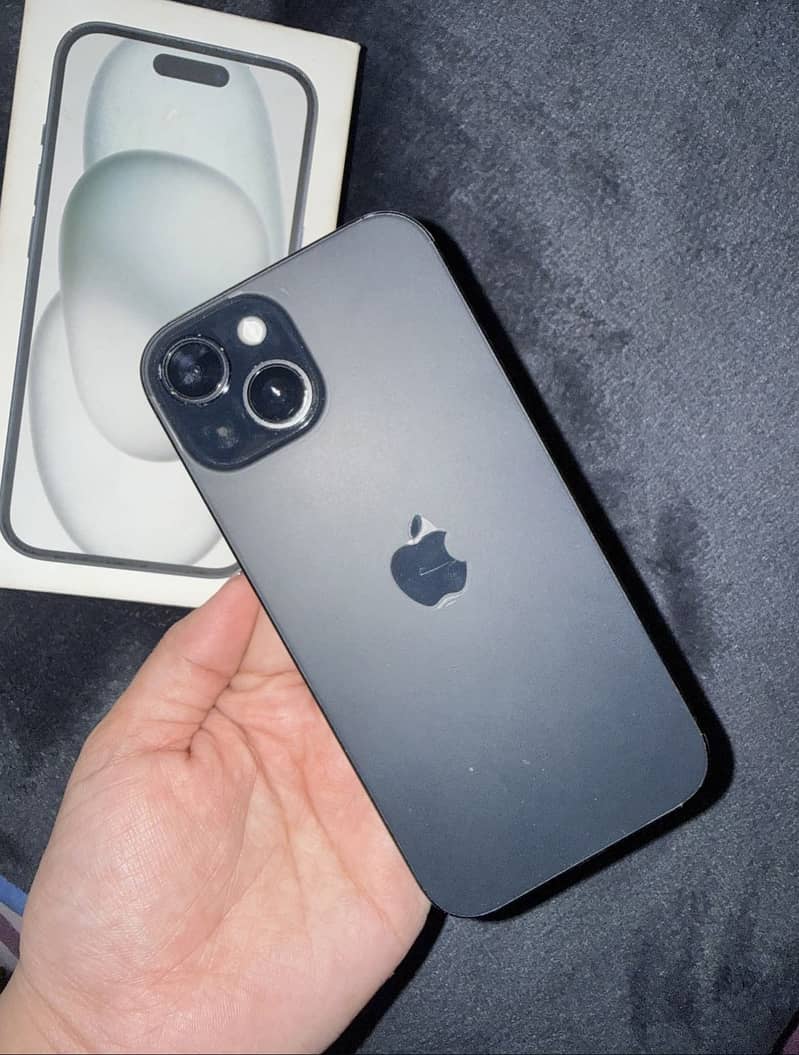 Apple iPhone 15 3