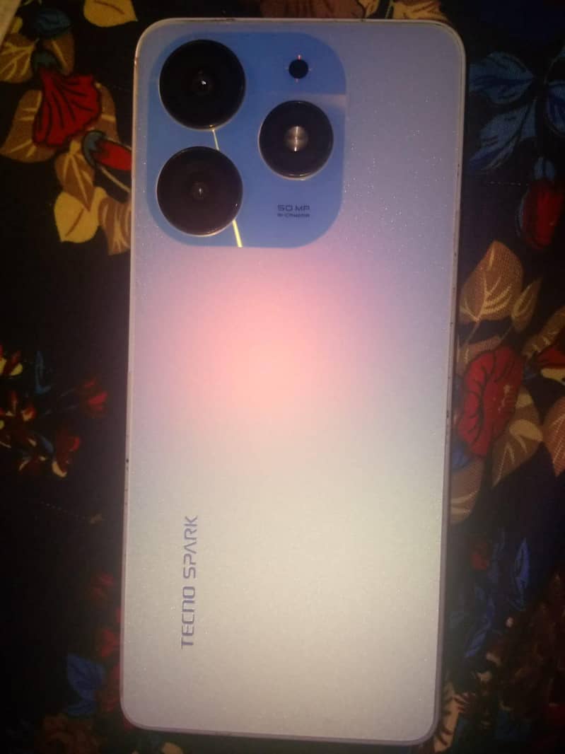 Tecno Spark 10 Pro 0
