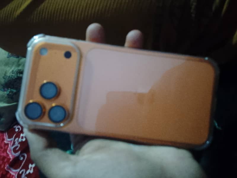 Apple iPhone 17 Pro Max 3