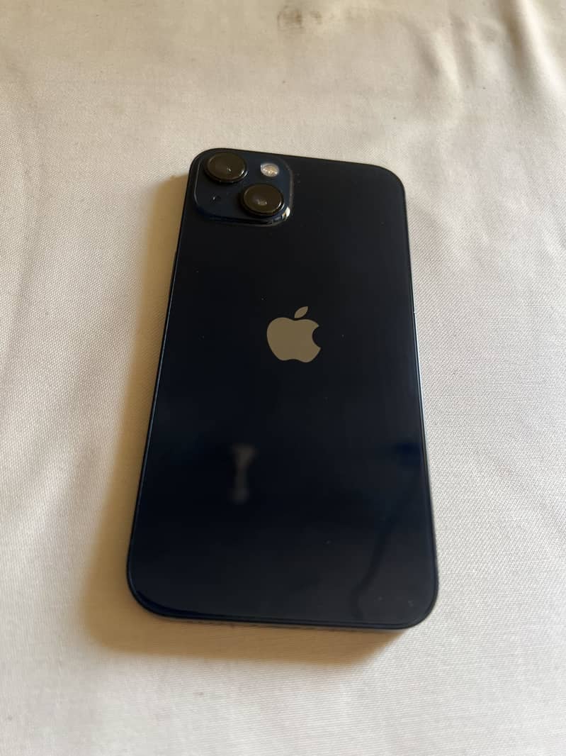 Apple iPhone 13 6