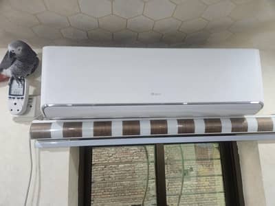 gree AC inverter 1 ton model ari