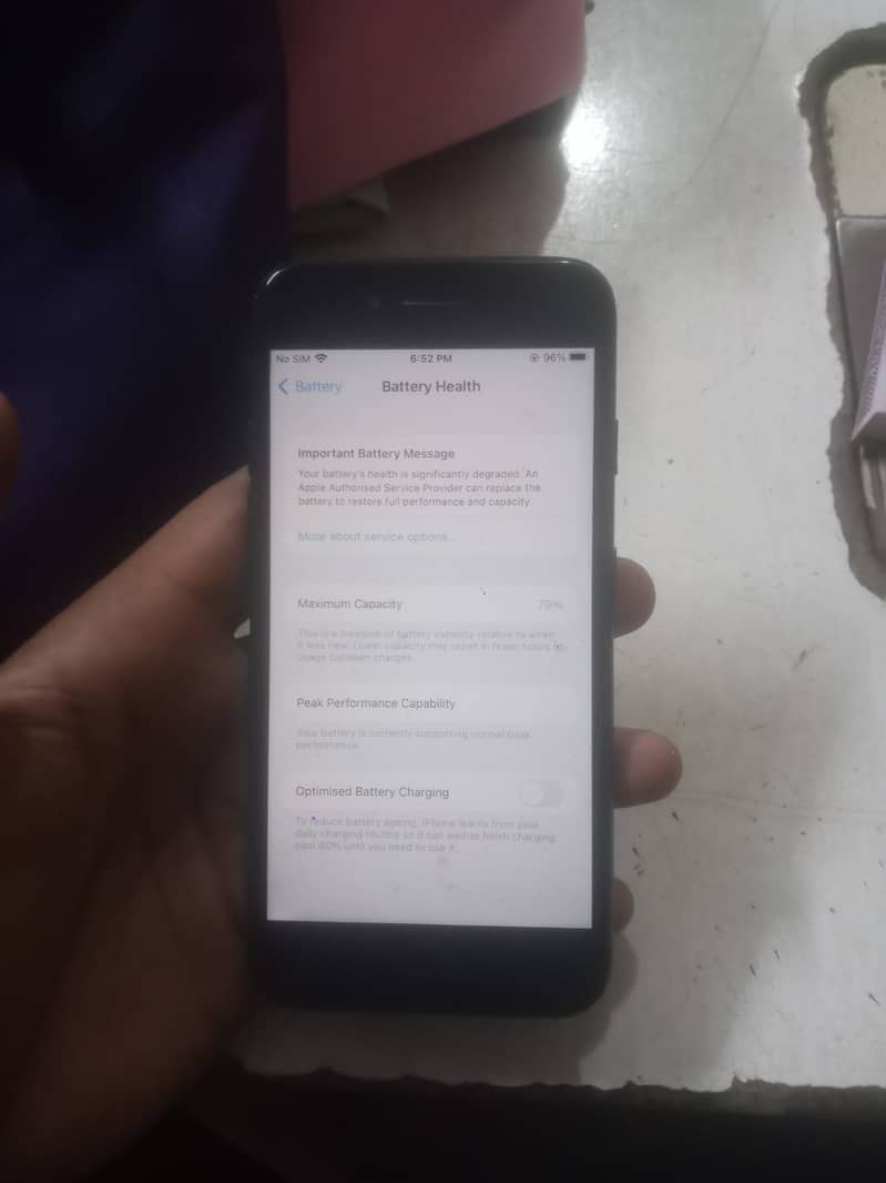 Apple iPhone 7 3