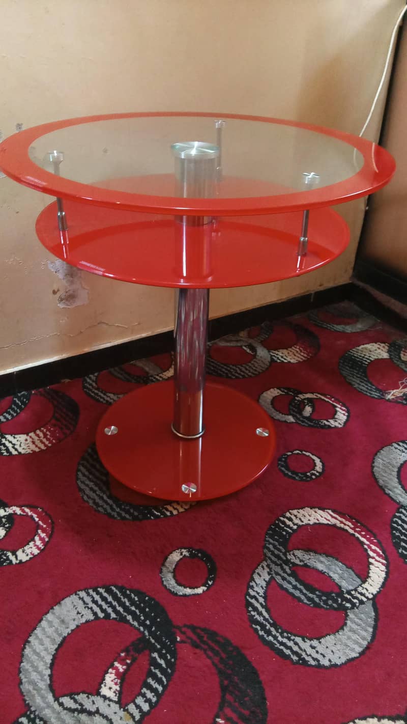 4 seater dining table 0