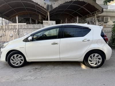 Toyota Aqua 2015