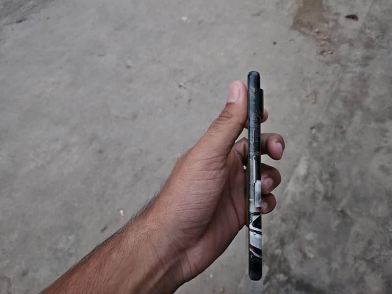 Google Pixel 7 4