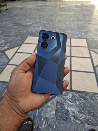 Tecno CAMON 20
