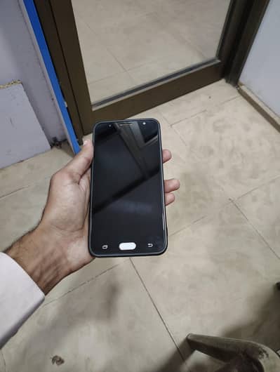 Samsung Mobile J7 Prime for sale