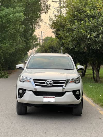 Toyota Fortuner V 2018