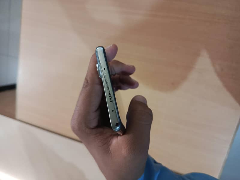 Tecno CAMON 40 Pro 7