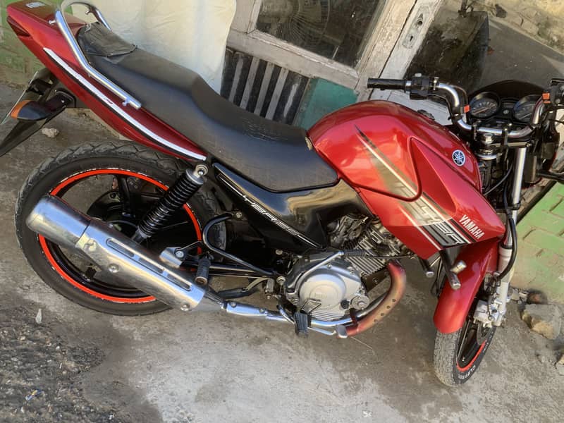 Ybr125 2
