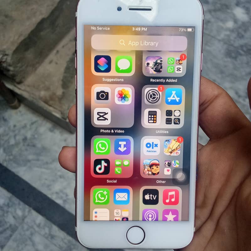 Apple iPhone 7 Plus 4