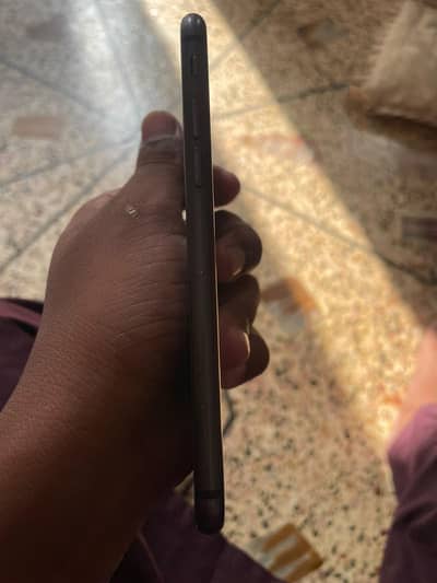 Apple iPhone 8