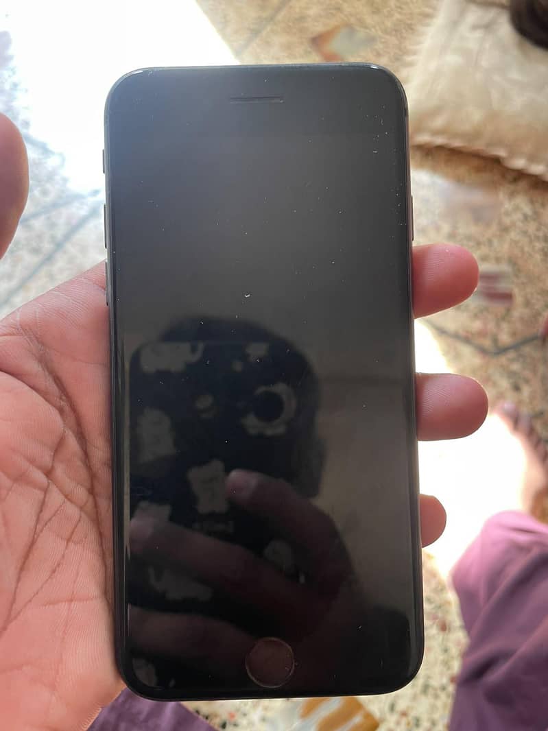Apple iPhone 8 2