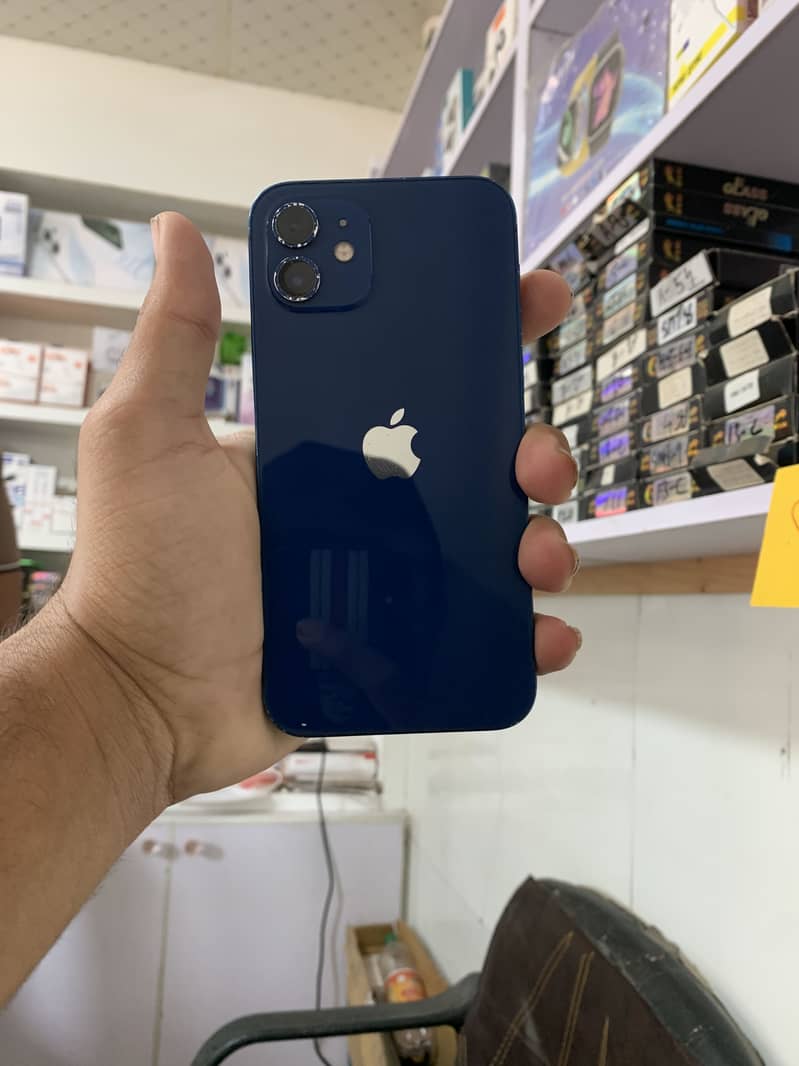 Apple iPhone 12 0