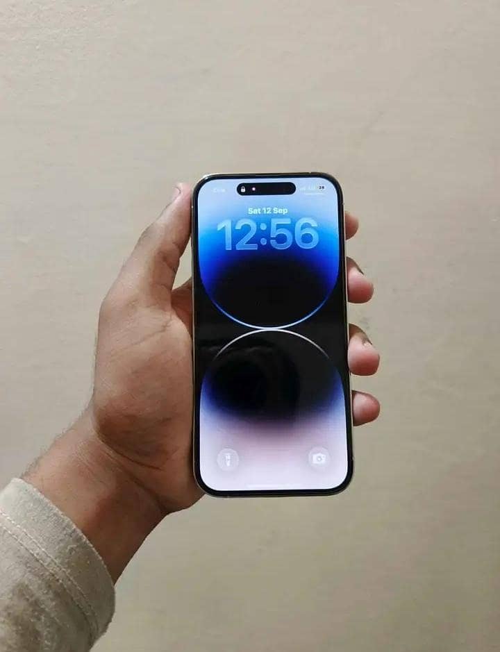 Apple iPhone 14 Pro 2