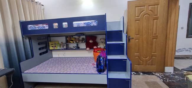 bunker bed with 2 mattress