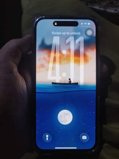 Apple iPhone 16