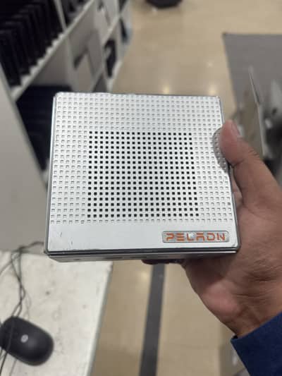 Mini PC Ryzen 7 7840HS | 32GB DDR5 RAM | 1TB SSD | Hand Carry Pc
