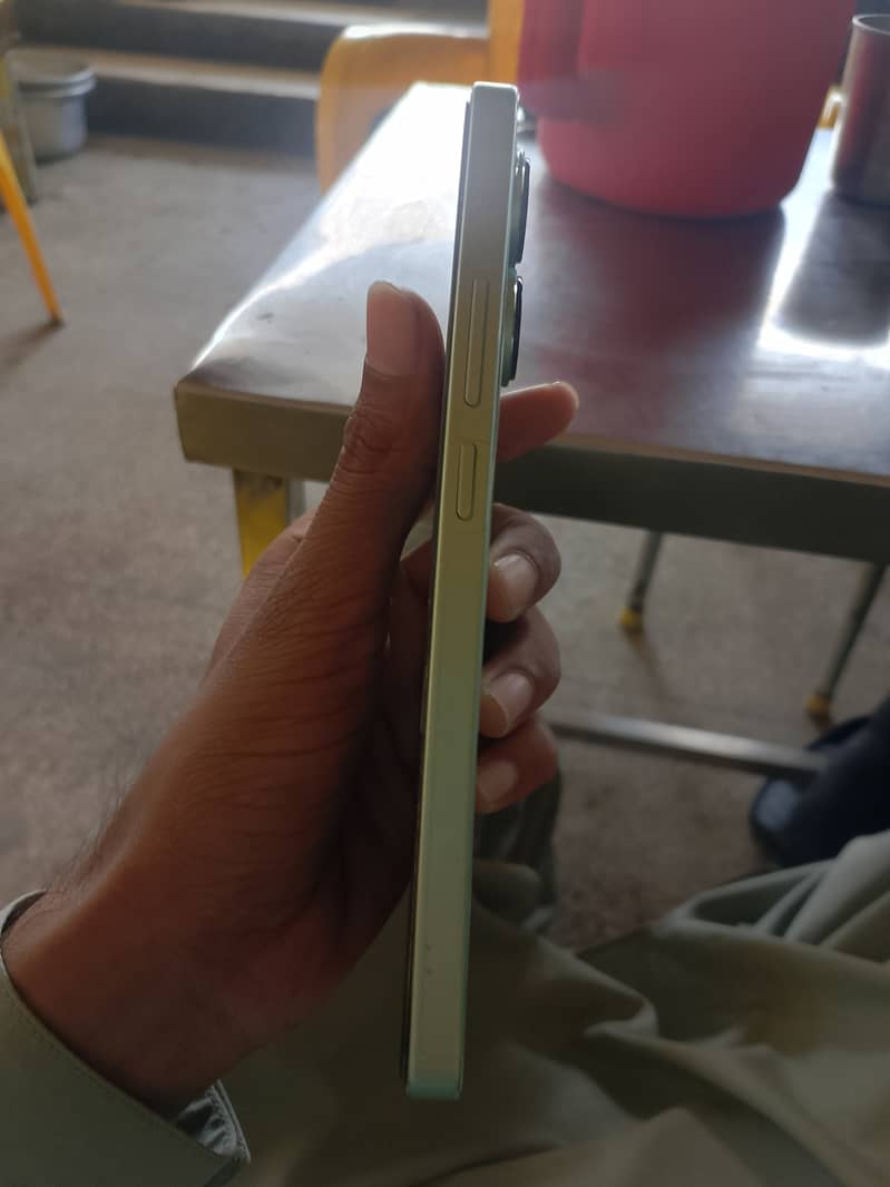 Redmi Note 13 4