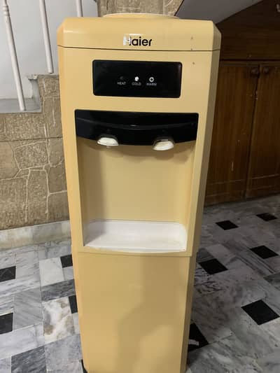 Haier water dispenser for sale in working condition