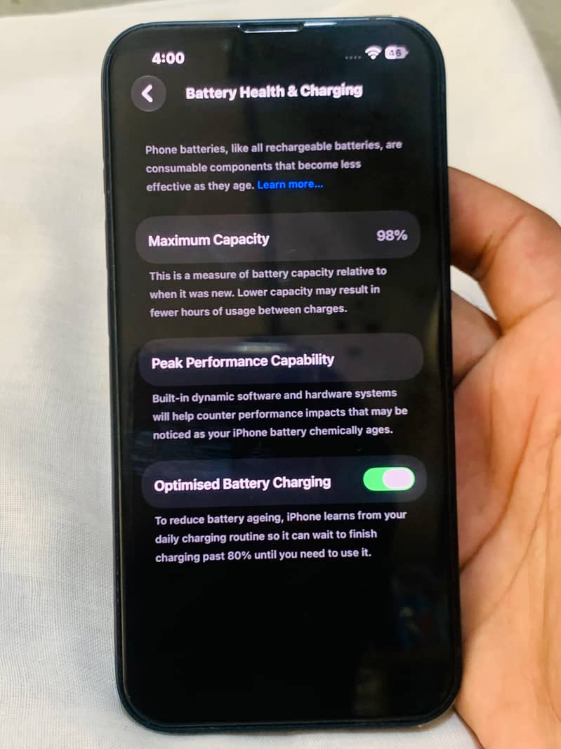 Apple iPhone 13 6