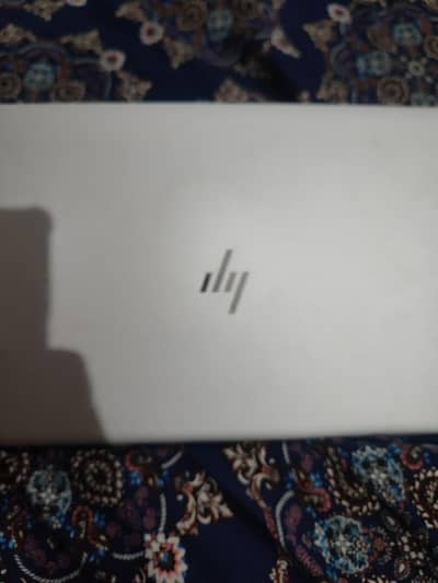 hp laptop 10/10 condition