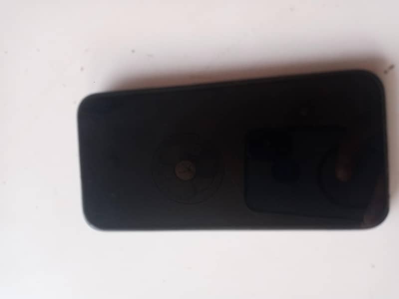 Apple iPhone 13 7
