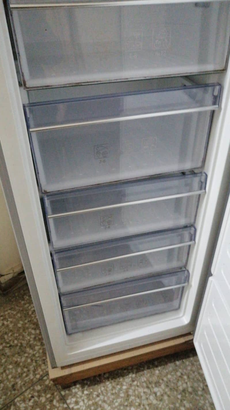 vertical freezer 4