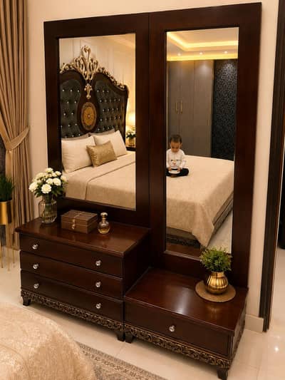 Dress drawer with long  mirror