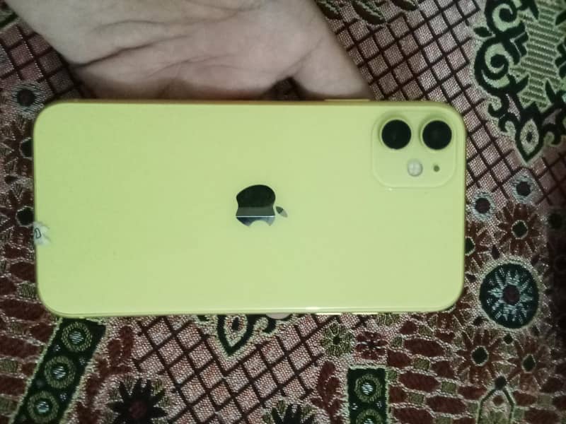 Apple iPhone 11 3