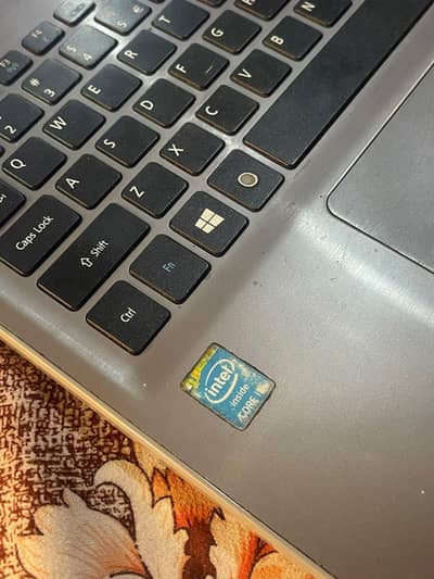 Acer Aspire M5-583p