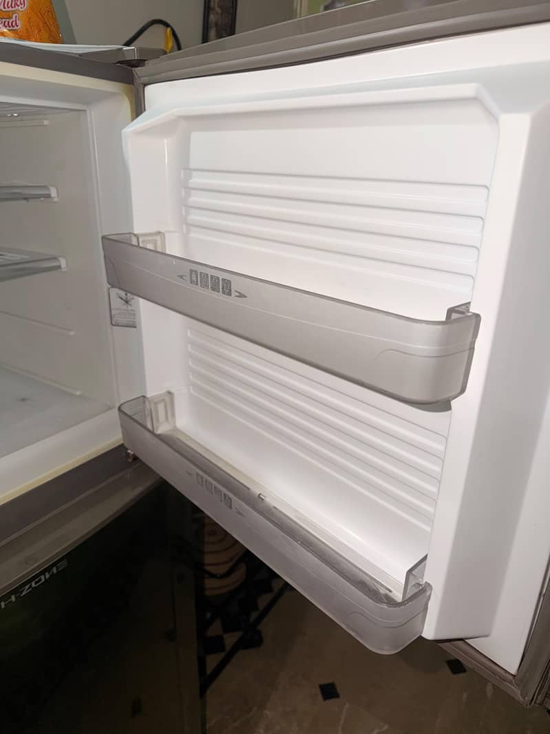 Dawlance refrigerator 3