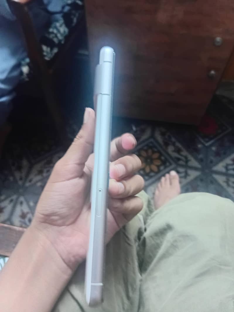 Google Pixel 7 3