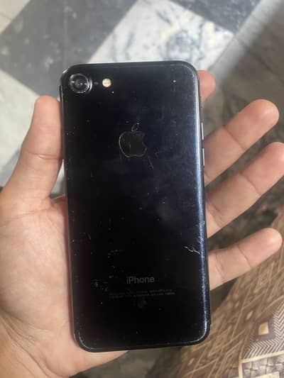 Apple iPhone 7
