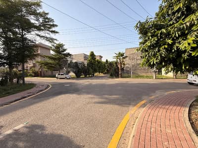 5 Marla Prime Location Corner Residential Plot for Sale Canal Valley, Near Bahria Town Lahore